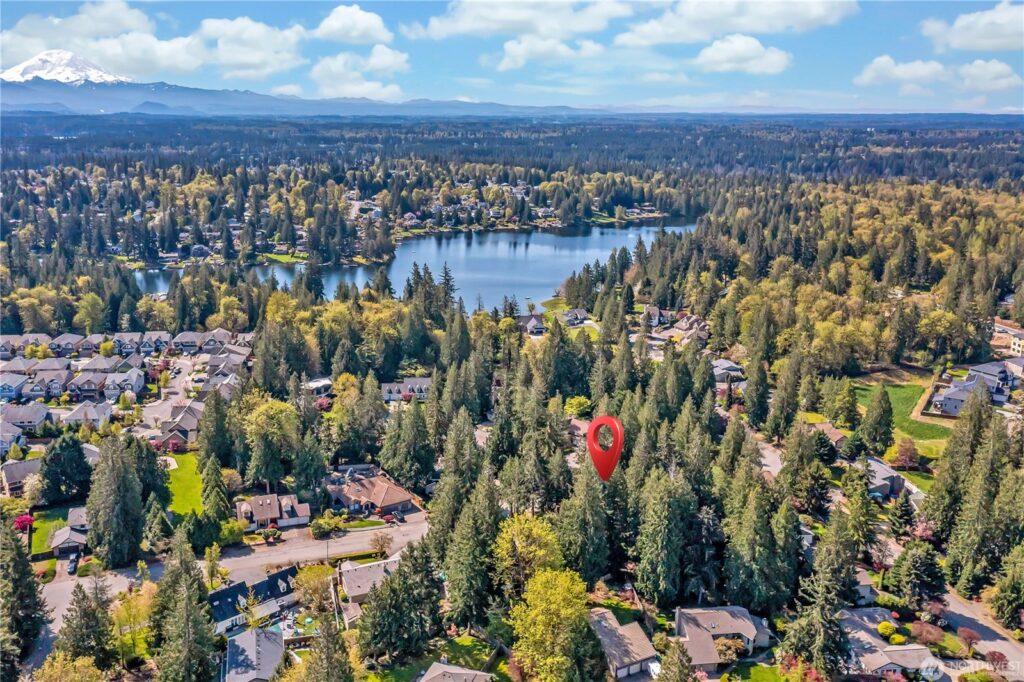 Cedar Downs neighborhood homes in Maple Valley